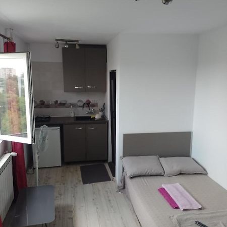 Metrou 1 Decembrie 1918 Apartment Букурещ Екстериор снимка